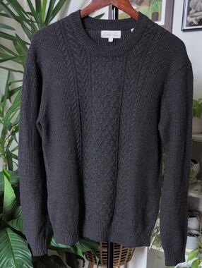 Soft Men's Charcoal Cable Knit Cotton-blend Crewneck Sweater